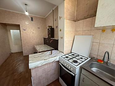 67: 3 комнаты, 64 м², 5 мкр 106 серия, 2 этаж, Требуется ремонт — 8