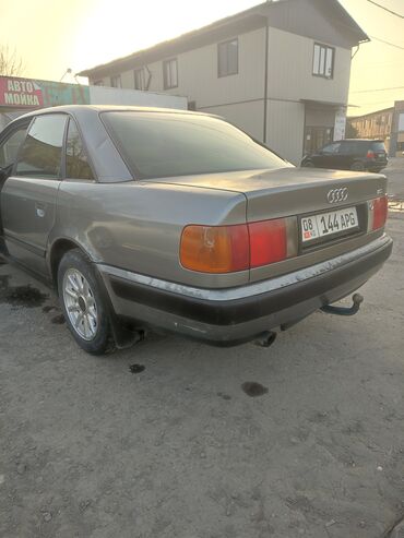 колпак ауди с4: Audi 100: 1991 г., 2 л, Механика, Газ, Седан