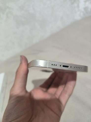 Apple iPhone: IPhone 13, Б/у, 128 ГБ, Белый, Коробка, 84 % — 6