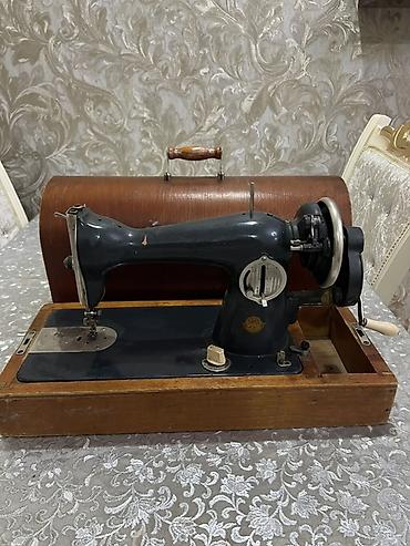 Спорт и хобби: Mexanik tikiş maşını – retro model, taxta baza. Heç bir problemi — 5
