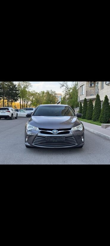 Toyota: Toyota Camry: 2016 г., 2.5 л, Вариатор, Гибрид, Седан