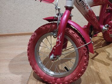 Dörd təkərli Uşaq velosipedi 12", sürətlərin sayı: 1