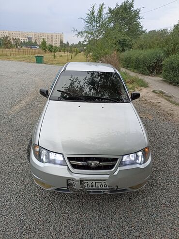 запчасти опель зафира а: Daewoo Nexia: 2010 г., 1.6 л, Механика, Бензин, Седан