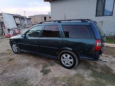 Opel: Opel Vectra: 2000 г., 1.8 л, Механика, Бензин, Универсал — 5