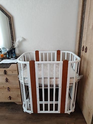 Beşiklər: Yaxsi vəziyyətdədir.Olcu 60-90, acilanda 60-120.Hundurluyunu ayarlamaq — 1