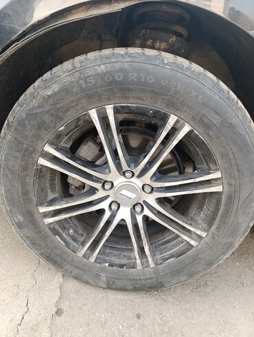 набор инструментов force: Колеса в сборе 215 / 60 / R 16, Легковые, Литые