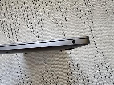 Apple MacBook: Apple MacBook Air 13 Ram: 16 GB Daxili yaddaş: 128 GB Rəng: Gümüşü — 2