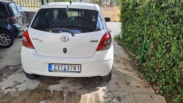 Toyota: Toyota Yaris: 1.4 l. | 2011 έ. Χάτσμπακ