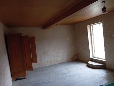 Həyət evləri və villaların satışı: 3 otaqlı, 72 kv. m, Orta təmir — 9