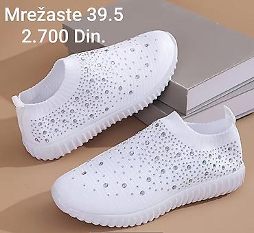 sergio tacchini motion m: Mrežaste ženske patike – slip-on model - Boje: bela i crna - Ukras — 1
