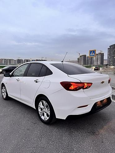 Продажа авто: Chevrolet Onix: 2020 г., 1 л, Автомат, Бензин, Седан — 5