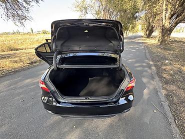 Toyota: Toyota Camry: 2018 г., 2.5 л, Автомат, Бензин, Седан — 8