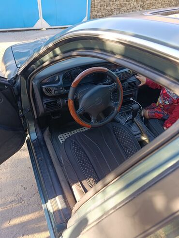 домкраты на авто: Mazda : 1998 г., 2.5 л, Бензин, Седан