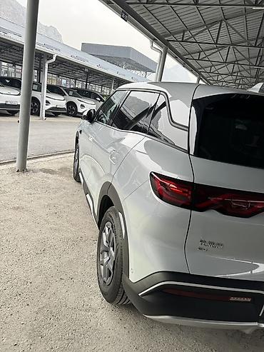 tayota surf: BYD Yuan Up: 2025 г., 0.1 л, Автомат, Электромобиль, Кроссовер — 5