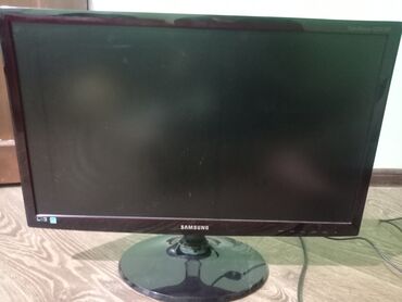 продаю в связи: Монитор, Samsung, Б/у, LED, 22" - 23"