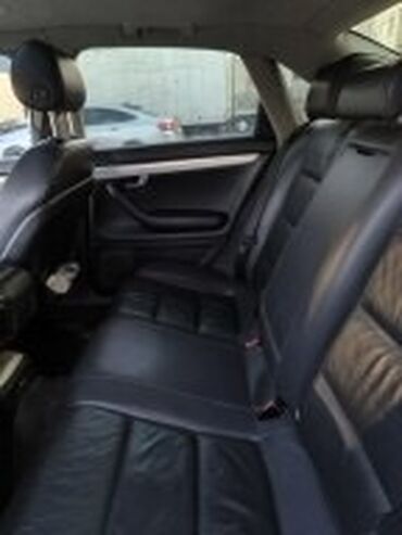 Audi: Audi A4: 2 l | 2006 il Sedan — 8