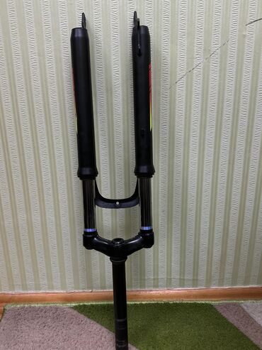 Velosiped ehtiyyat hissələri: Salam Strim markali velosipedin amortizatorudur Yaxsi isləyir. Heçbir — 7