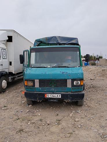 мерс 711: Грузовик, Mercedes-Benz, Дубль, 4 т, Б/у — 2