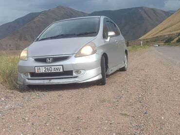 хонда степ 1: Honda Fit: 2002 г., 1.3 л, Вариатор, Бензин, Хэтчбэк