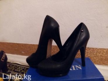черная обувь: Туфли,каблук