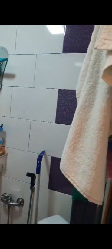7ci mkr kiraye evler: Genclik Metrosun yaxinliqi Genclik molun yani 4/1 mertebesi 2 otaq