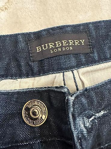 стильные мужские джинсы: Срочно продаю !!Оригианльные Джинсы Burberry Размер 36-37 - Линия — 3