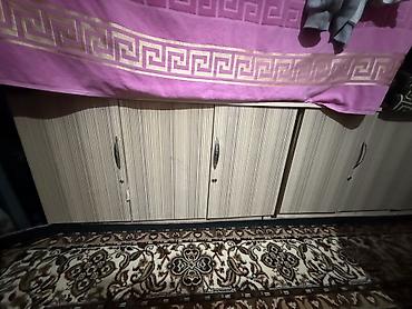офисные мебели: Тумба для вещей и одежды, Б/у, Без зеркала, Дерево, цвет - Бежевый — 1