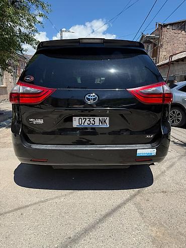 voxy noah: Toyota Sienna: 2020 г., 3.5 л, Автомат, Бензин, Минивэн — 3