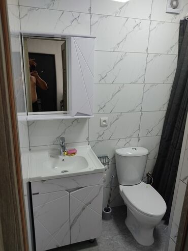 дом хай тек в реальной жизни: 30 м², 2 комнаты, Подвал, погреб, Забор, огорожен