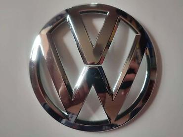 kljuc 55: PREDNJI ZNAK 135MM ZA VOLKSWAGEN GOLF 7 | Prednji znak u masci za VW — 1