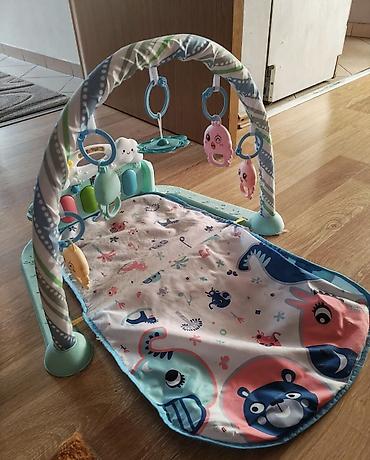 Toys: Interaktivna baby gimnastika/prostirka sa klavirom i lukom za igračke — 2
