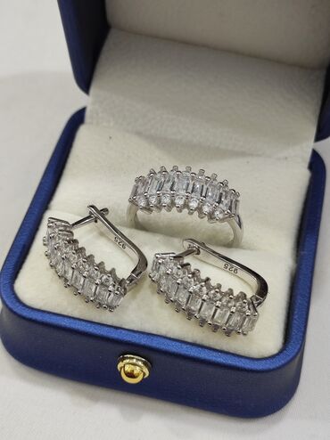 серьги и кольцо из серебра комплект: Серебряный набор Классика Серебро 925 пробы Дизайн под Италия