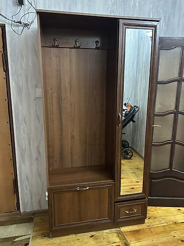 Dəhliz üçün çoxfunksiyalı giriş dolabı lalafo.az -da Dəhliz üçün çoxfunksiyalı giriş dolabı
