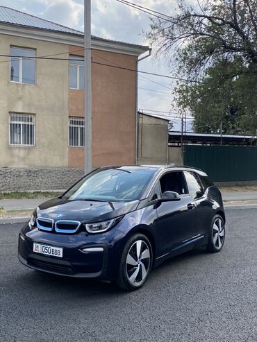 решетка на w221: Электромобиль BMW i3 в темно-синем цвете с характерными синими