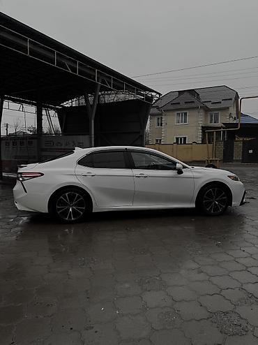 Toyota: Toyota Camry: 2019 г., 2.5 л, Вариатор, Гибрид, Седан — 7