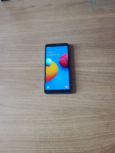 телефон флай с большими кнопками: Samsung Galaxy A01, 16 GB, rəng - Göy
