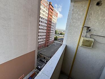 podmayak menzil: Məkan: çoxmərtəbəli yaşayış binasında mənzil Təsvir: - Şəhər — 2