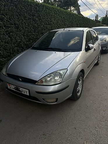 Ford Focus: 2001 г., Механика, Бензин, Хэтчбэк