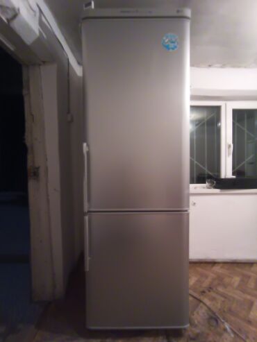 рассрочка холодильников: Холодильник LG, Б/у, Двухкамерный, De frost (капельный), 60 * 185 * 350
