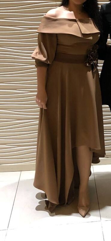 Kokteyl donlar: Ziyafet geyimi, qəhvəyi rəng 40 razmer, bir dəfə toya geyinilibdemek — 4