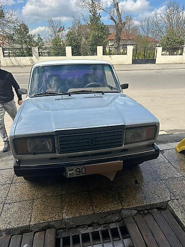 VAZ (LADA): Model: Lada Riva (VAZ 2107 seriyası) Kuzov: sedan, ağ rəng Ön və arxa — 10