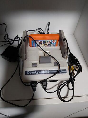 sega mega drive: Продаю игровую приставку денди, в комплекте картридж 300 игр все