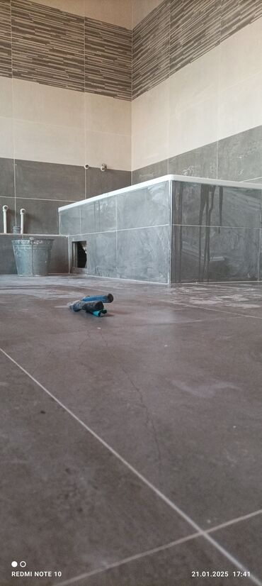 Укладка плитки: Подготовка стен для укладки, Подготовка стен для грунтовки, Резка плитки | Керамическая плитка, Керамогранитая плитка, Мозаичная плитка | Вертикальная укладка, Диагональная укладка, Горизонтальная укладка Больше 6 лет опыта — 15