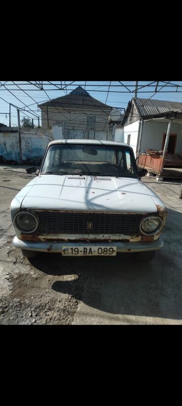 kredit niva satilir: VAZ (LADA) 2111: 1.5 l | 1980 il | 103796 km Sedan