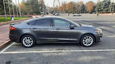 форд фюжн: Ford Fusion: 2018 г., 2 л, Вариатор, Гибрид, Седан — 8
