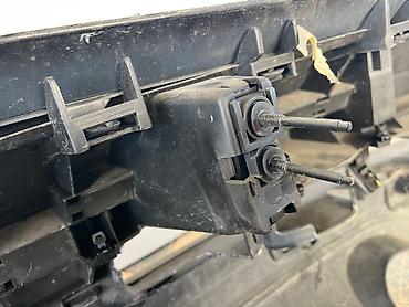 Бампер и комплектующие: Бампер Audi, Б/у, Оригинал — 9