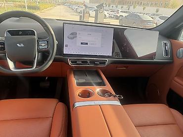 wuling mini ev: Lixiang L7: 2024 г., 1.5 л, Автомат, Гибрид, Кроссовер — 8