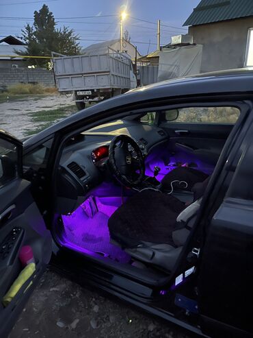 купить машину шевроле: Honda Civic: 2006 г., 1.8 л, Механика, Бензин, Седан