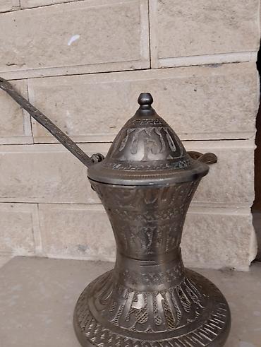lipid cay: Şərq üslubunda metal qab – dekorativ ibrik/qəndil - Material: tökmə — 2