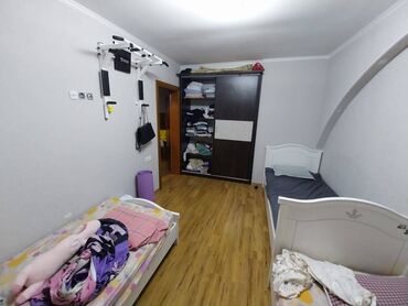 Продажа квартир: 3 комнаты, 79 м², Индивидуалка, 5 этаж, Косметический ремонт